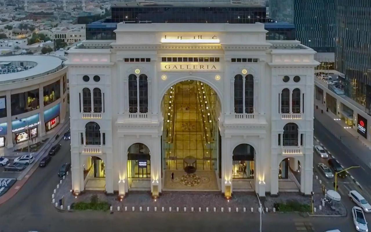 The Hotel Galleria Jeddah, Curio Collection By Hilton Exterior photo Galleria shopping mall