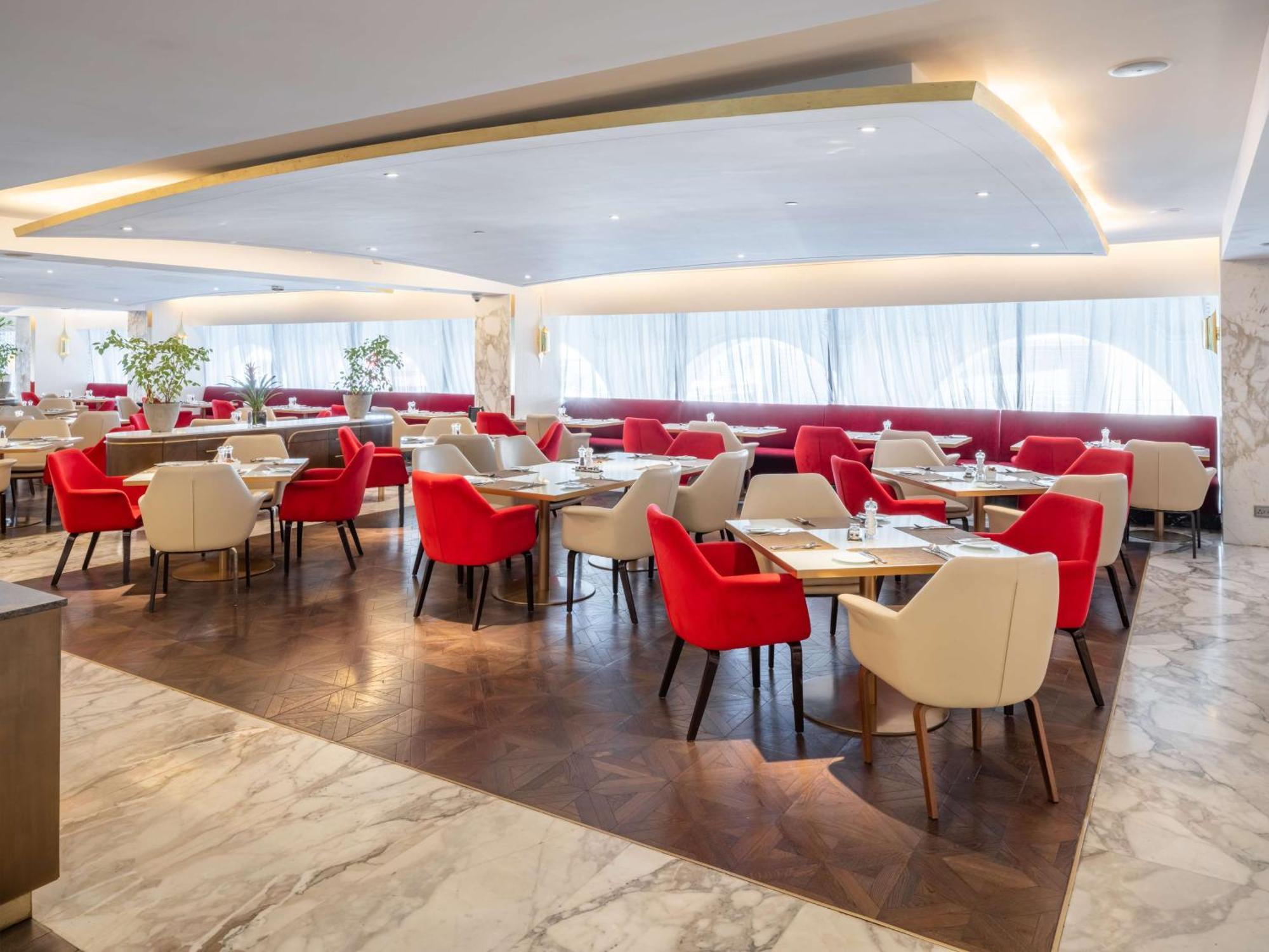 The Hotel Galleria Jeddah, Curio Collection By Hilton Exterior photo The restaurant